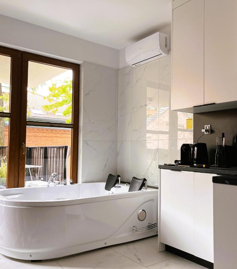 Jacuzzi Rakowicka Top Apartments Красков Екстериор снимка