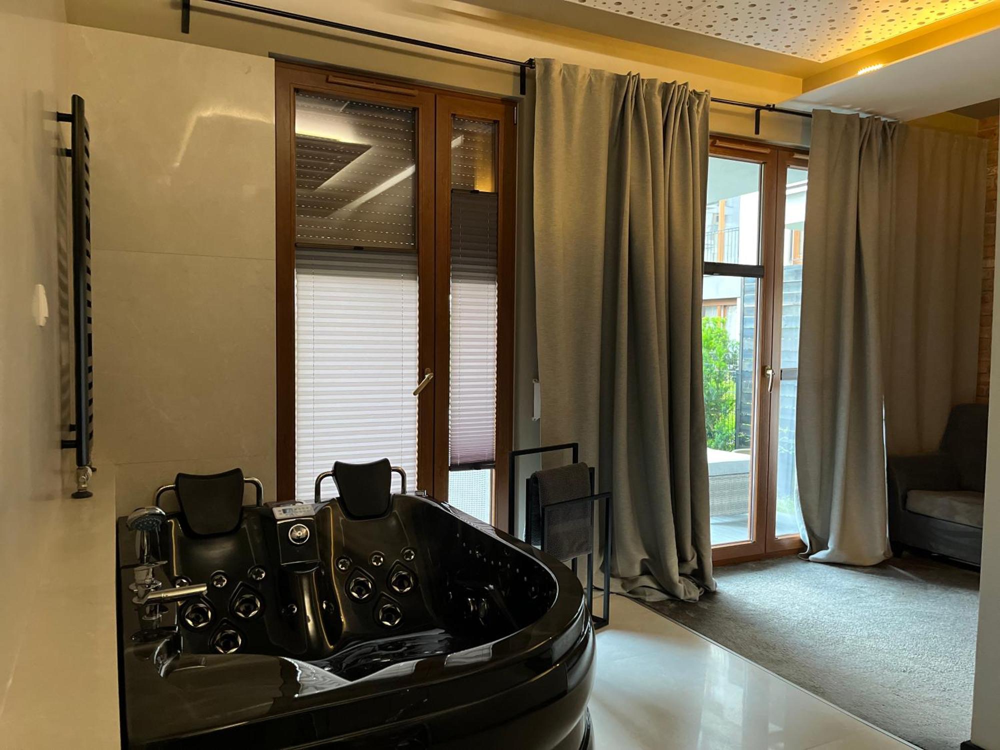Jacuzzi Rakowicka Top Apartments Красков Екстериор снимка